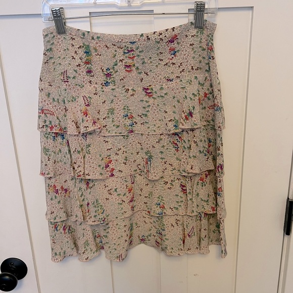 French Connection 100% Silk Tiered Ditsy Floral Skirt Size 4 - Picture 1 of 3